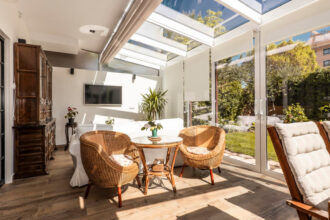 Vérandas à Tarbes : design moderne ou style traditionnel ?